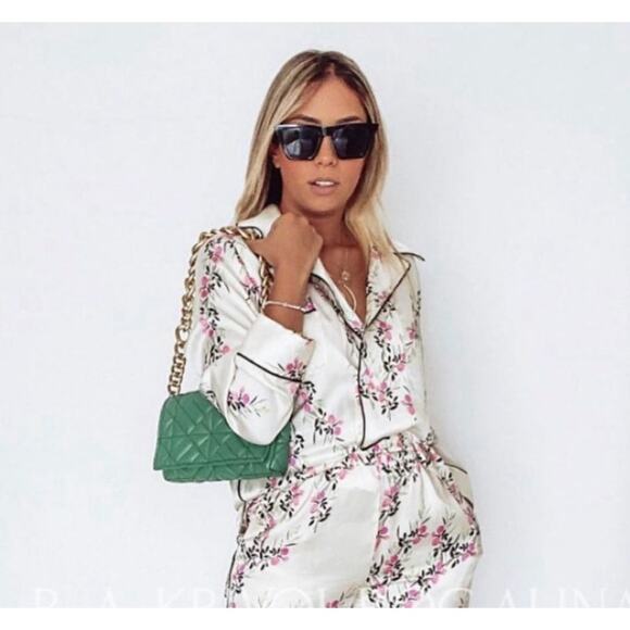 ZARA Flowy Pajama-Style Printed Blouse NWT - Picture 7 of 16